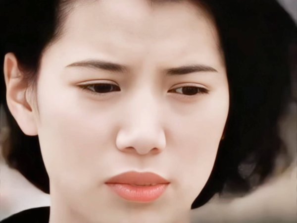 股票按月配资开户 袁咏仪镜头少却霸屏！县城白领悟了：会做人比会做事更吃香