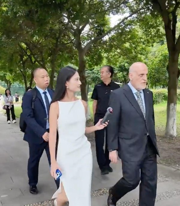 好配资炒股开户官网 特瓦斯：成都蓉城只有一线队和B队，按欧洲标准远远不够